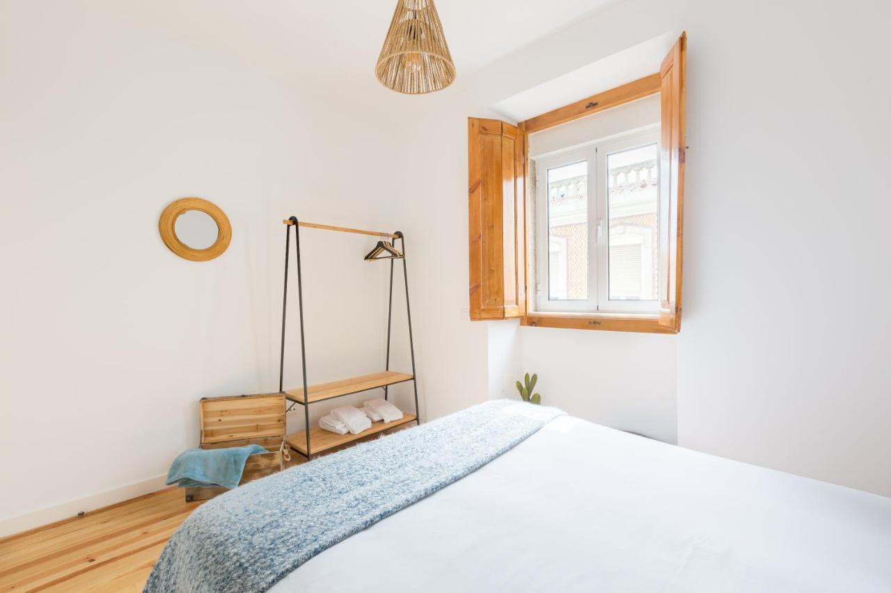 Feel Home In This Stunning Renovated Nest In Graca Lissabon Exterior foto